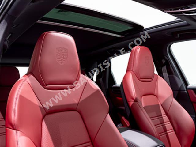 2023 بورش كايين بلاتينيوم اديشن