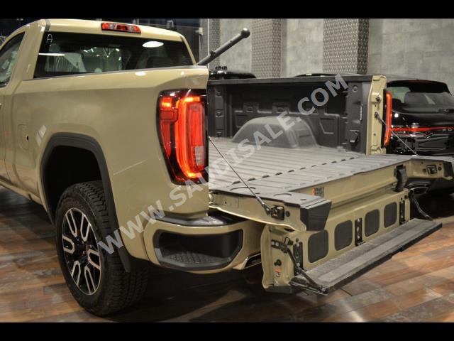 2023 جي ام سي سييرا اي تي 4