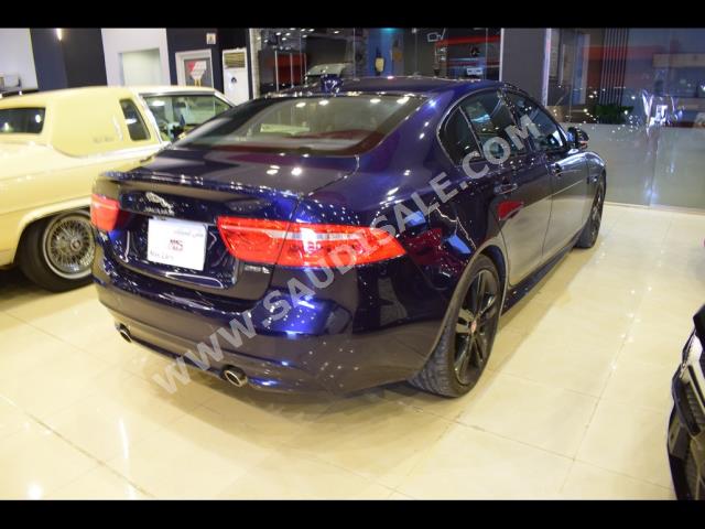 2018 جاكوار اكس اي