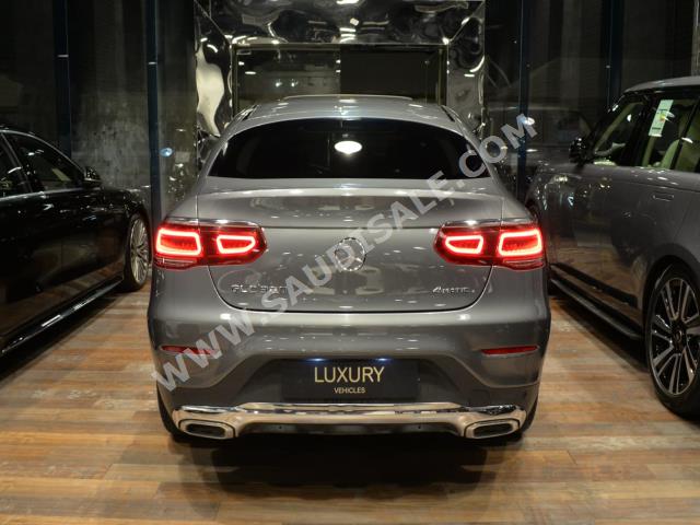 2020 مرسيدس - بنز جي إل سي 300