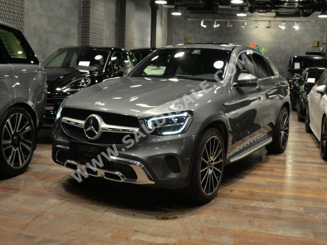 2020 مرسيدس - بنز جي إل سي 300