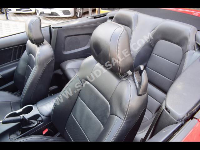 2021 Ford Mustang EcoBoost Premium