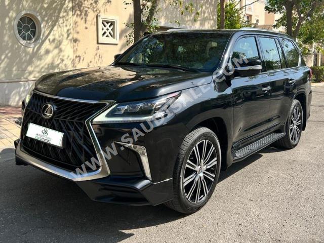 2020 لكزس إل إكس 570 اس