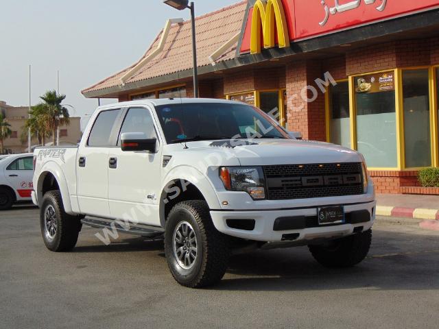 2011 فورد اف 150 رابتور