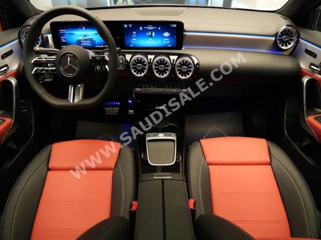 2023 مرسيدس - بنز أي 200