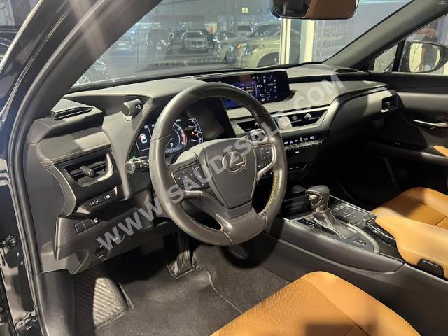 2019 Lexus UX 200