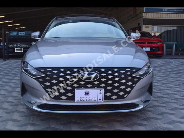 2022 Hyundai Azera