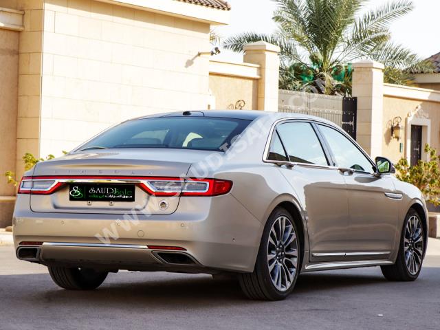 2017 لنكولن كونتيننتل