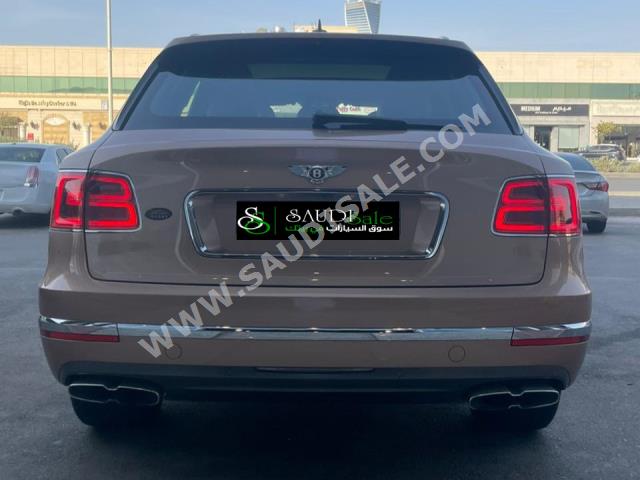 2020 بنتلي بنتايجا