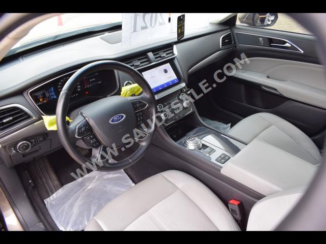 2021 فورد توروس