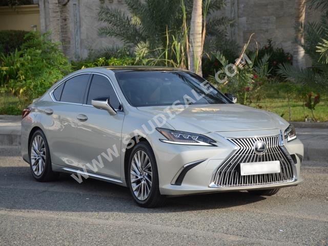 2021 Lexus ES 350 DD