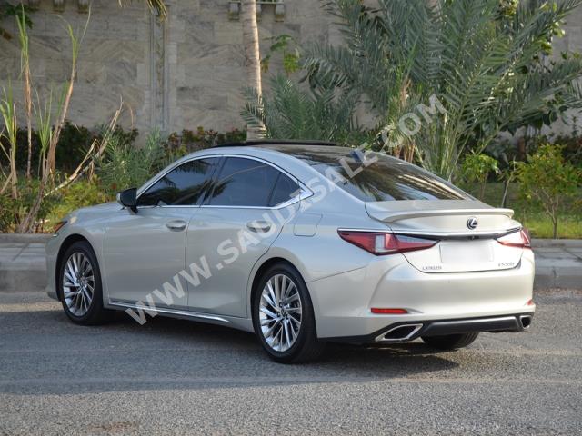 2021 Lexus ES 350 DD