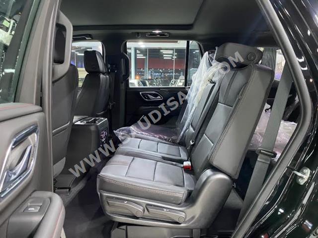 2023 شفروليه تاهو ار اس تي