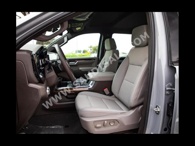 2024 جي ام سي سييرا اليفيشن