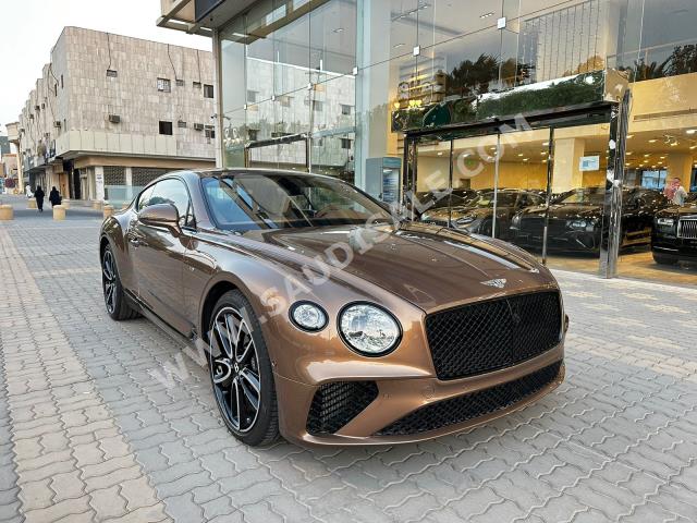 2022 بنتلي كونتيننتل جي تي