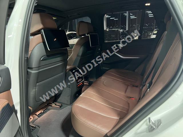 2021 بي ام دبليو الفئة اكس 5 إم50 أي