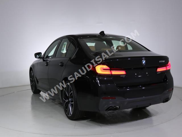 2023 بي ام دبليو الفئة الخامسة 530 أي