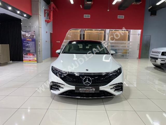 2023 مرسيدس - بنز إي كيو إس 450+