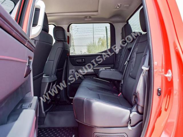 2023 تويوتا تندرا تي ار دي برو