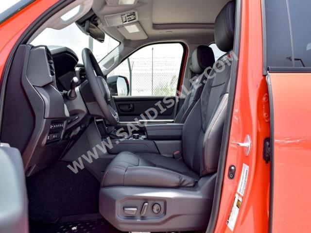 2023 تويوتا تندرا تي ار دي برو