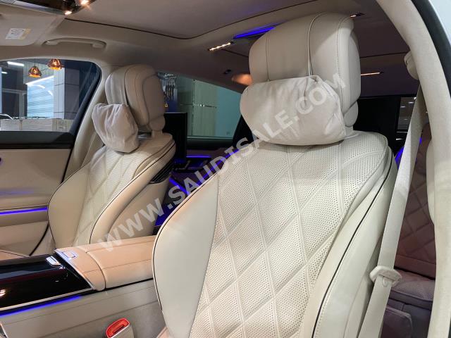 2022 مرسيدس - بنز إس 580 مايباخ