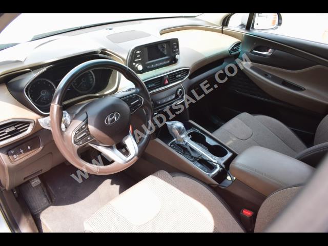 2019 هيونداي سانتا في