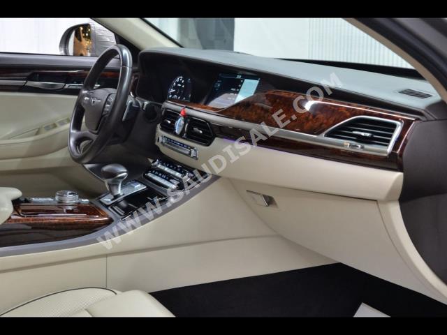 2018 جينيسيس جي 90