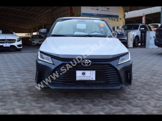 2024 تويوتا ياريس