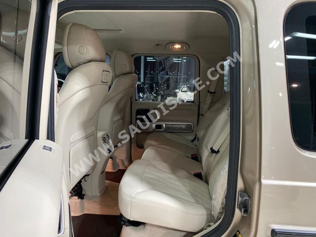 2022 مرسيدس - بنز جي 63 أي إم جي