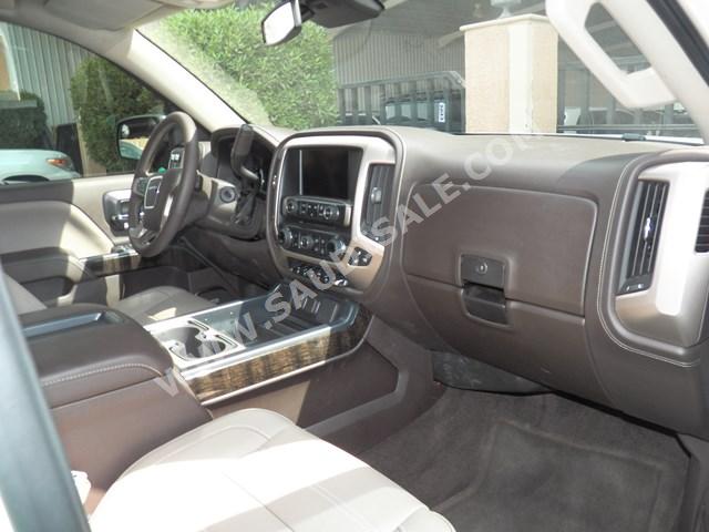 2014 GMC Sierra Denali
