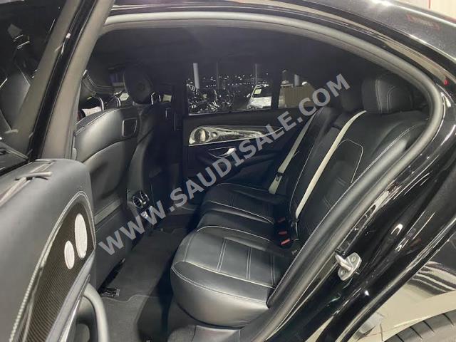 2018 مرسيدس - بنز إي 63 أي إم جي