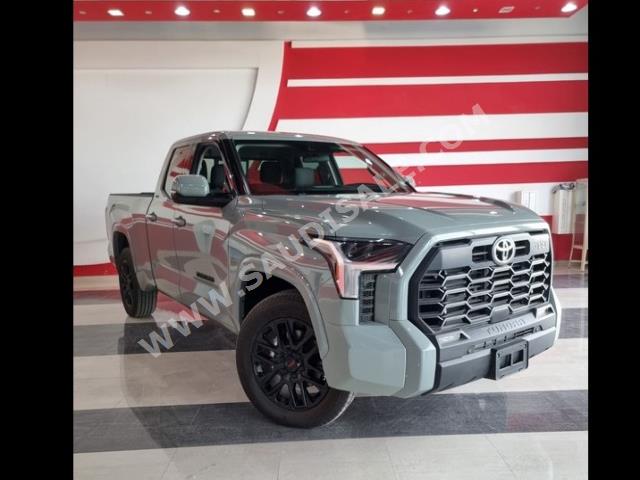 2022 تويوتا تندرا كريو ماكس اس ار 5