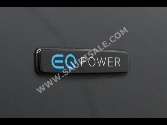 2023 مرسيدس - بنز جي إل سي 300