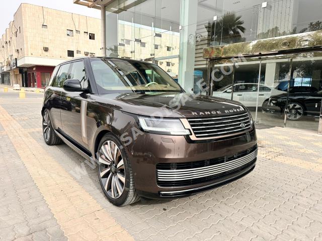 2024 لاند روفر رينج روفر اس في اوتوبيوغرافي