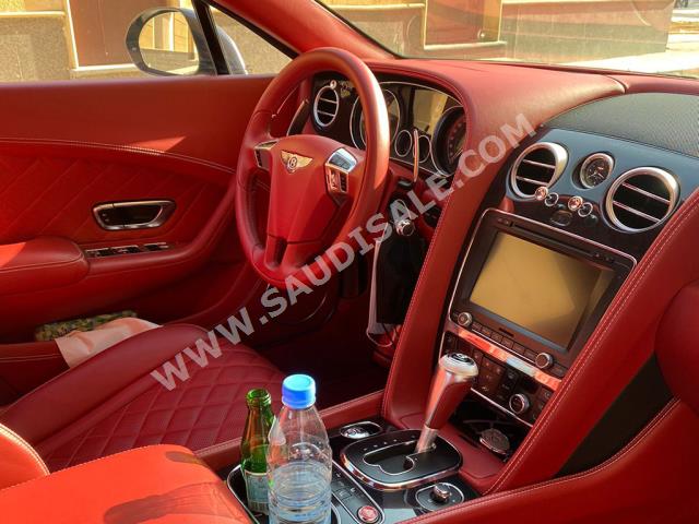 2016 بنتلي كونتيننتل جي تي مولينر