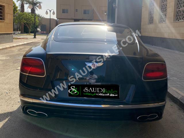 2016 بنتلي كونتيننتل جي تي مولينر