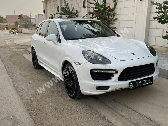 2014 بورش كايين جي تي اس