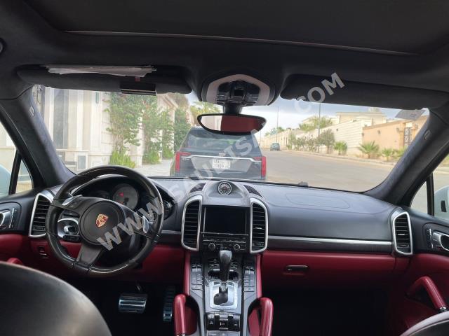 2014 بورش كايين جي تي اس