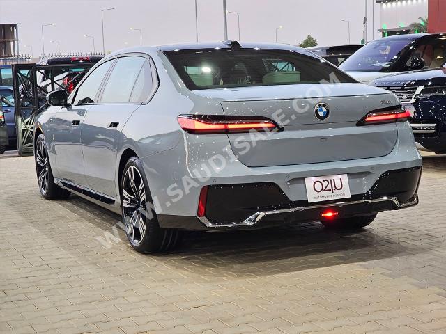 2023 BMW 7 Series 740Li