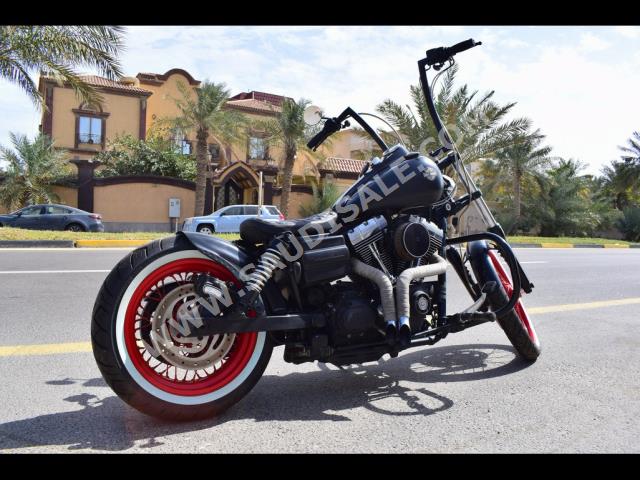 2011 هارلي ديفيدسون داينا وايد قلايد