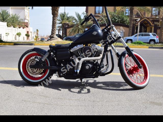 2011 هارلي ديفيدسون داينا وايد قلايد