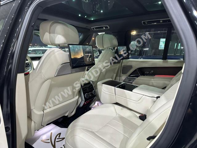 2022 لاند روفر رينج روفر اوتوبيوغرافي