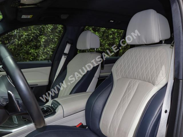 2019 بي ام دبليو الفئة اكس 7