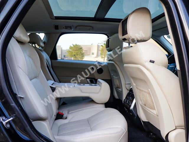 2014 لاند روفر رينج روفر سبورت اتش اس اي