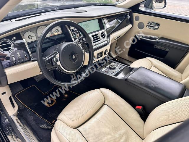 2015 رولز رويس قوست