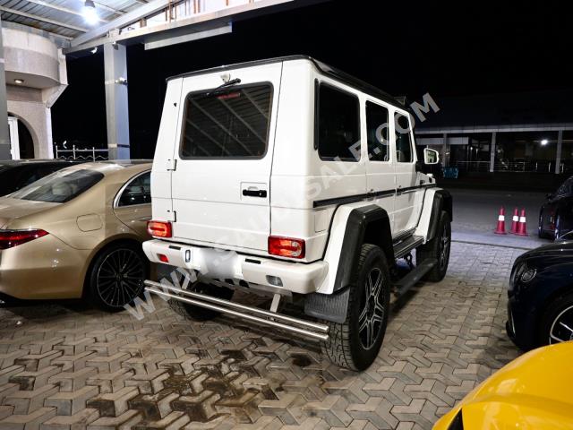 2016 مرسيدس - بنز جي 500 4×4