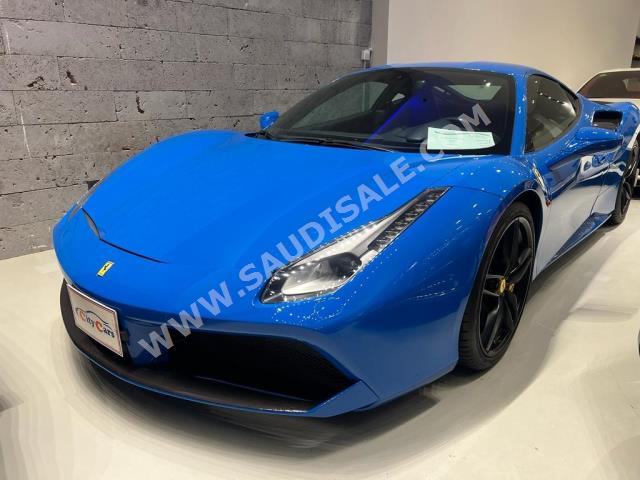 2016 فيراري 488 جي تي بي