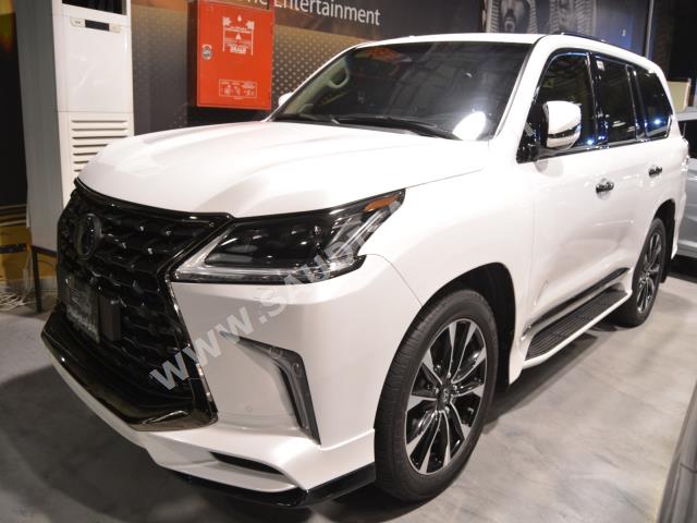 2021 لكزس إل إكس 570