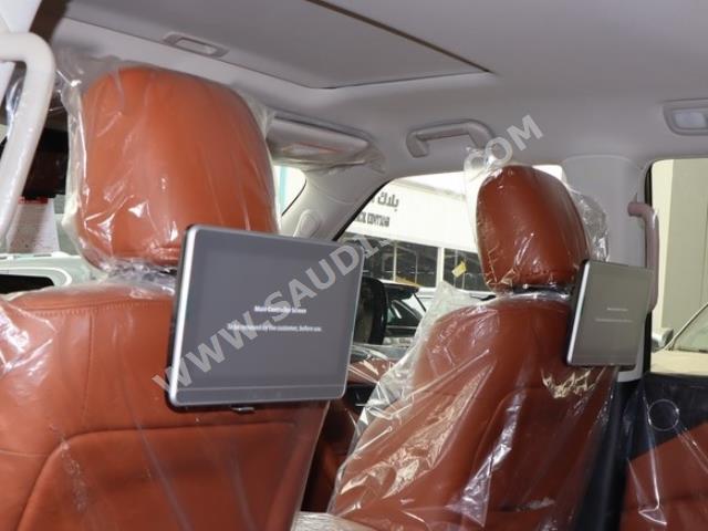 2022 نيسان باترول تيتانيوم