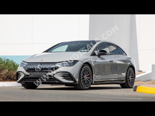 2023 مرسيدس - بنز إي كيو إي 43 أي إم جي